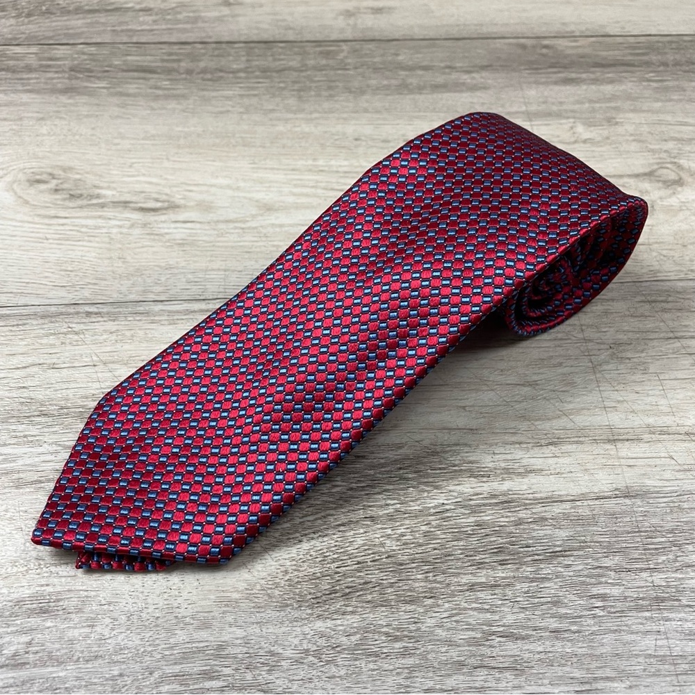 Men’s Nautica Tie 100% Silk Necktie Red Blue Dots
